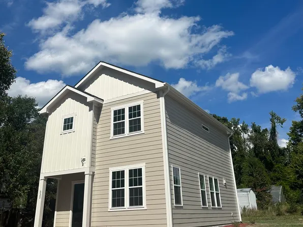 332 Hamilton St, Henderson, NC 27536