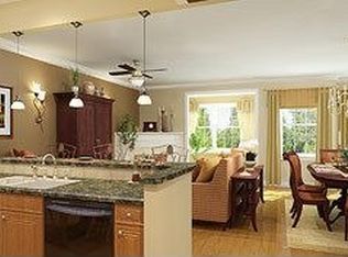 136 Regency Dr, Fishkill, NY 12524