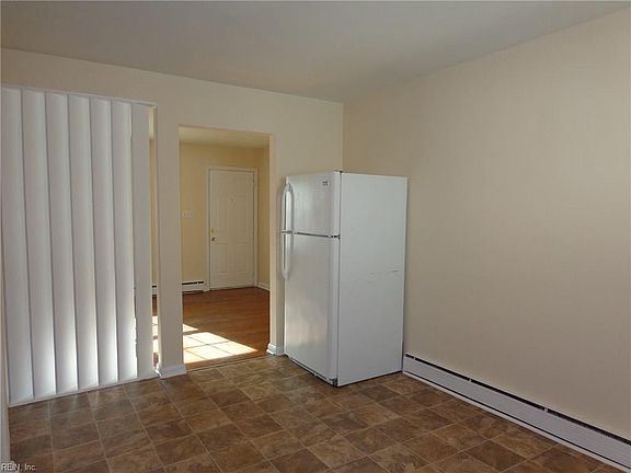4th image of 4618 Coronet Ave