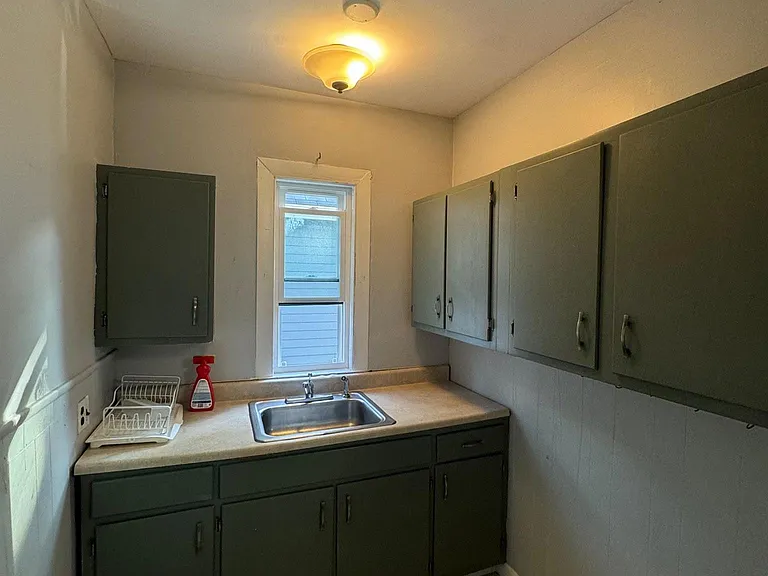 14 Bay State Ave — Photo 20
