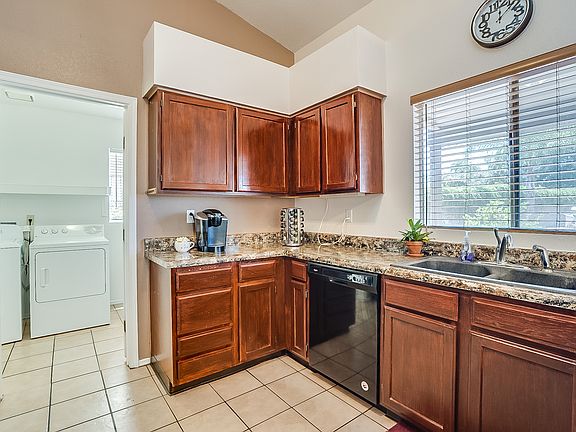 5th image of 9271 N Thrush Ct