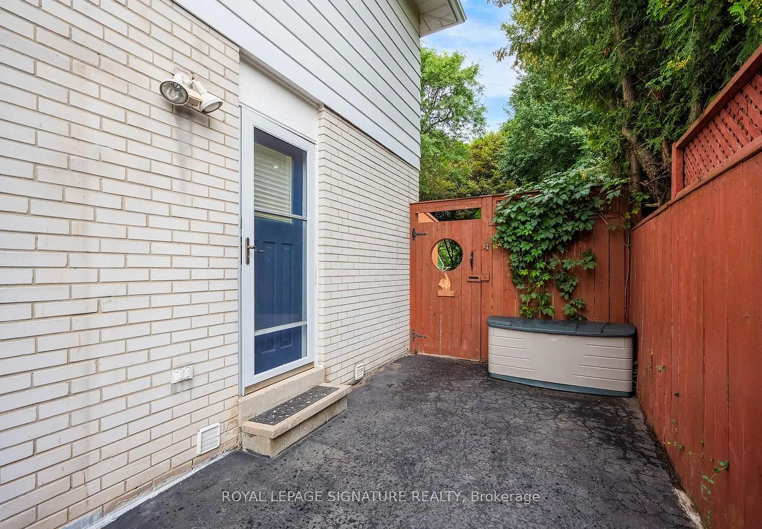 4 bed, $3,850 — Photo 4