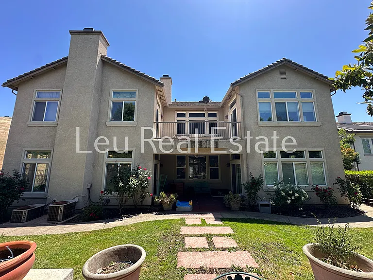 131 Gage Ct — Photo 43