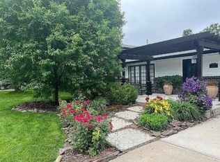 414 Cherokee Rd, Lexington, NE 68850