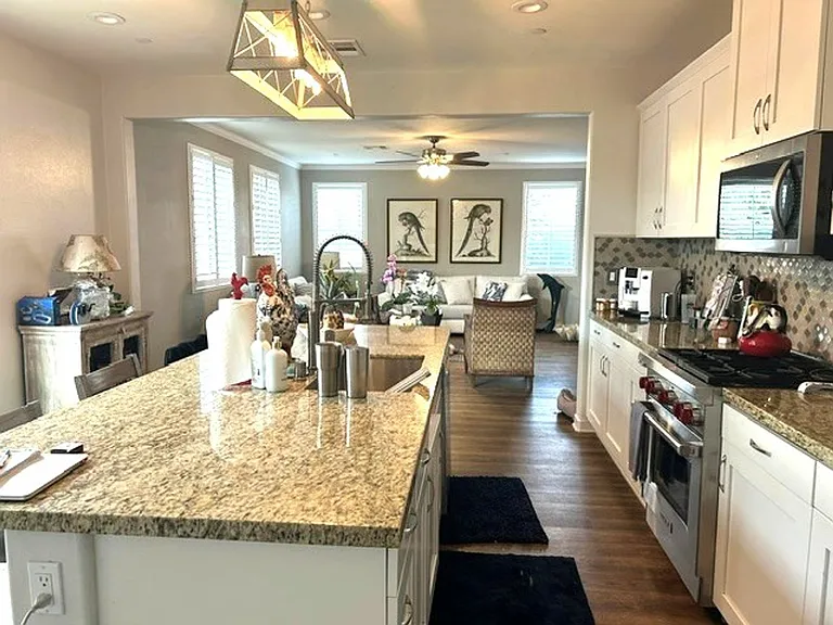 4260 Calle Del Vis — Photo 4