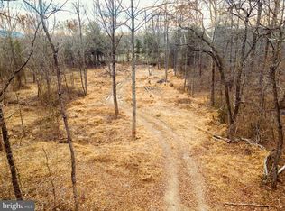 Stoney Creek Rd, Edinburg, VA 22824