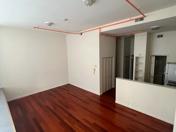 1720 Chestnut St APT 2F, Philadelphia, PA 19103