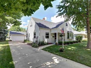 1720 W Packard St, Appleton, WI 54914