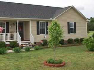 267 Middle Landing Dr, Smithfield, NC 27577