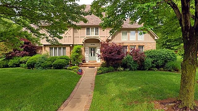 1st image of 3006 Woodgate Dr