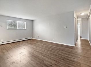531 W 20th St APT 26, Holland, MI 49423