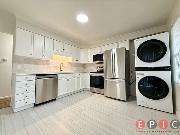 5th image of 4608 S Russell St