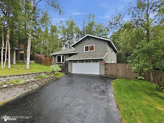 3rd image of 9609 Krishka Cir