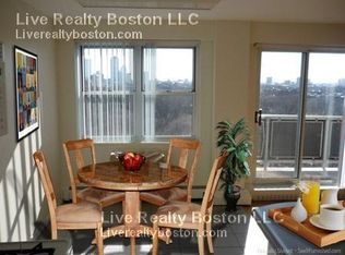225 Freeman St, Brookline, MA 02446