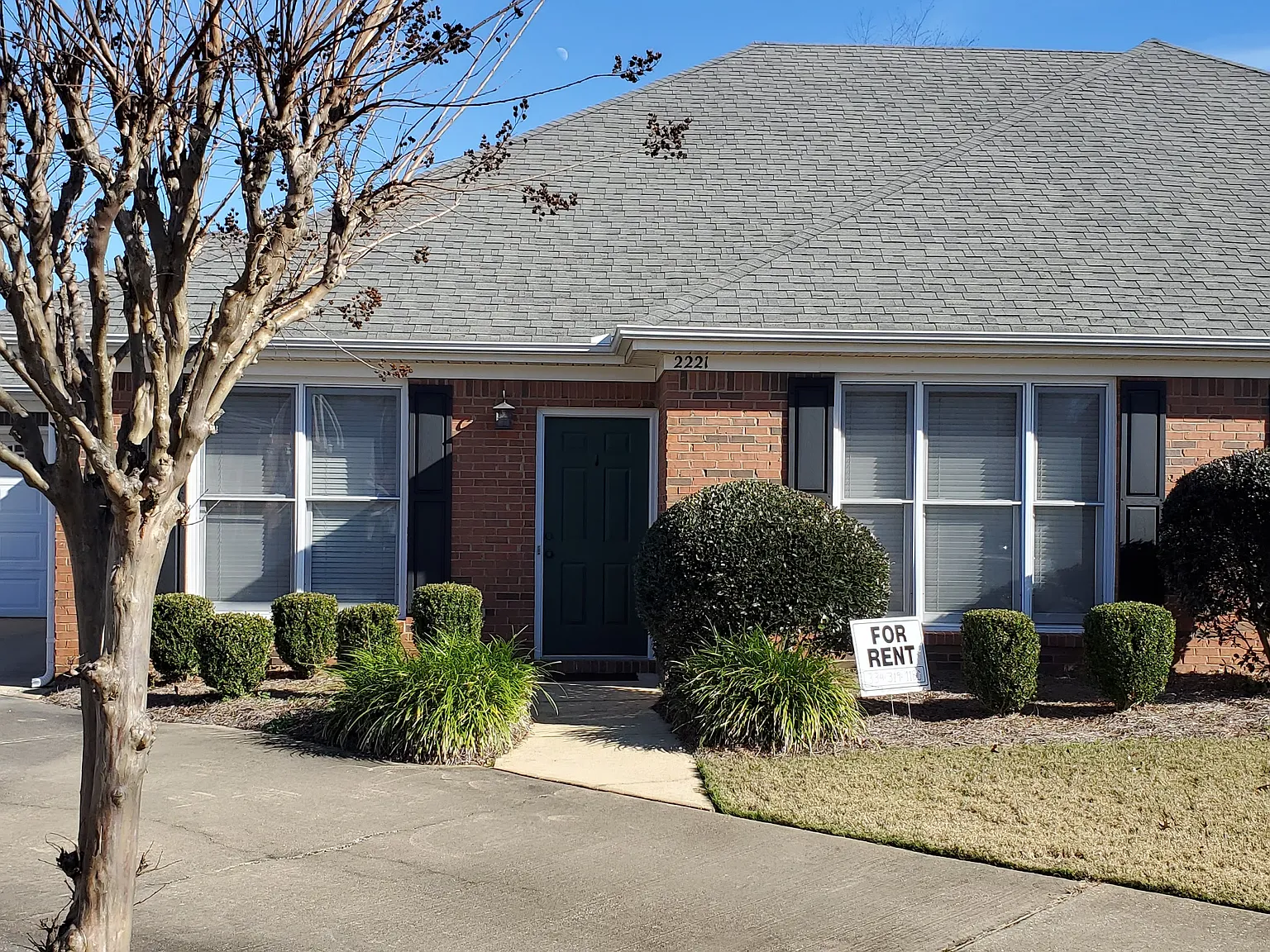 2 bed, 1250 sqft, $1,850 — Photo 2