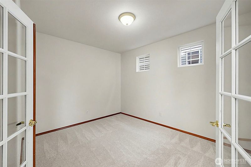 5th image of 7530 NE 204th Place