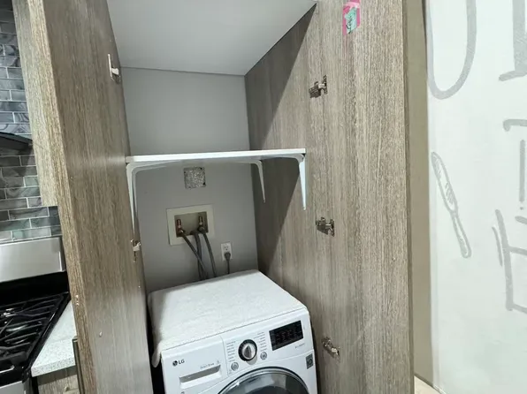 31-12 38th Avenue image 12 of 16