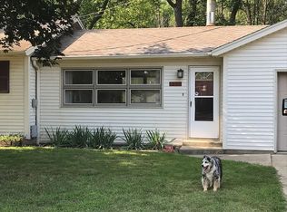 W282 N Circle Dr, Genoa City, WI 53128