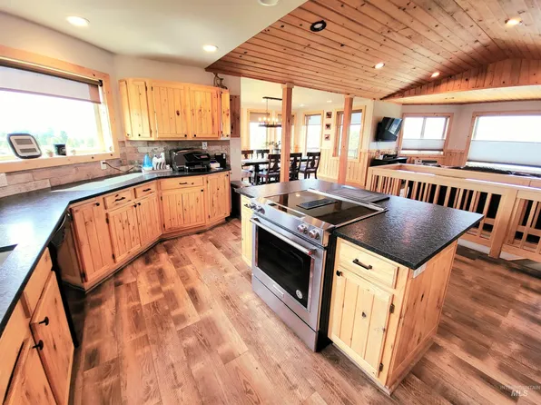 1440 S Samson Trl, McCall, ID 83638