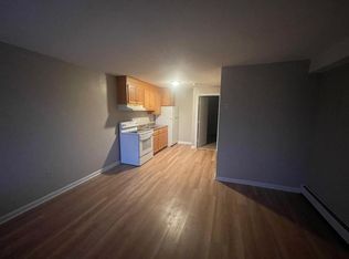 12 Platoz Dr #E, Uncasville, CT 06382