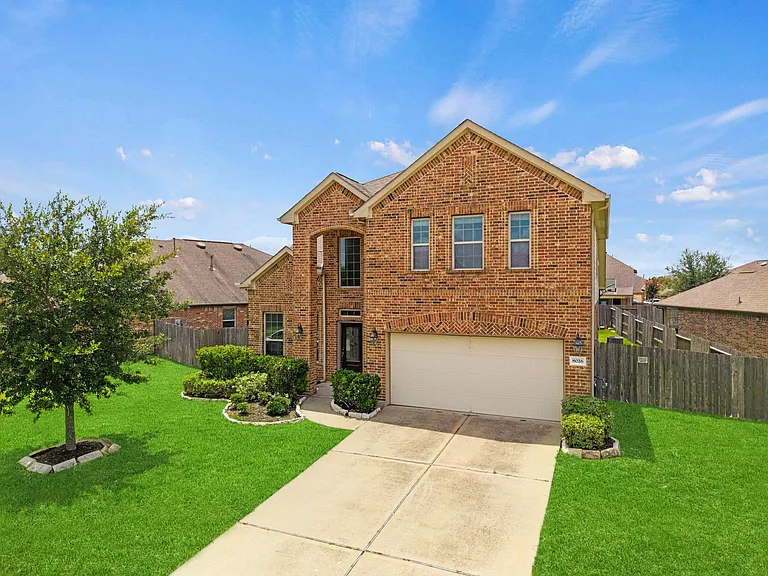 8026 Caden Mills Ln — Photo 10