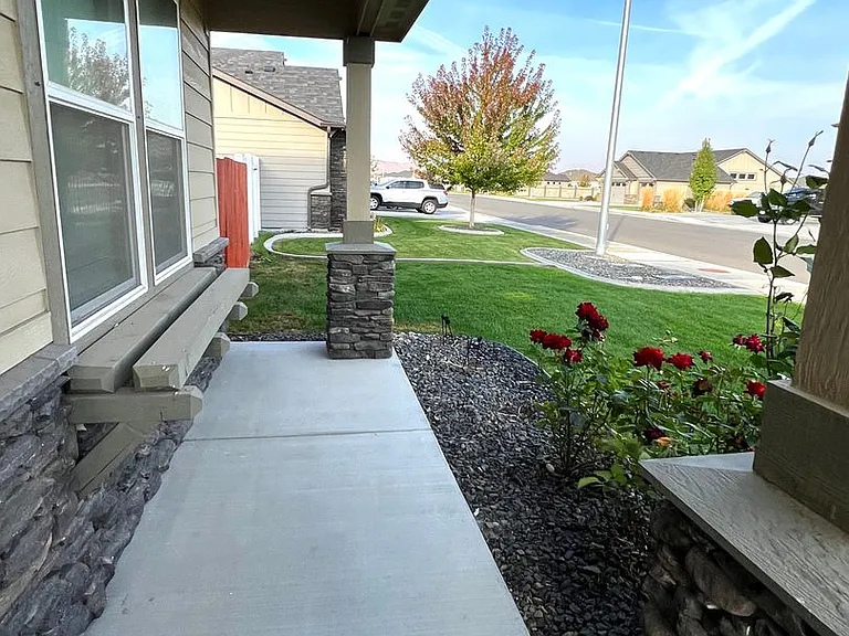 6337 Marble St — Photo 3