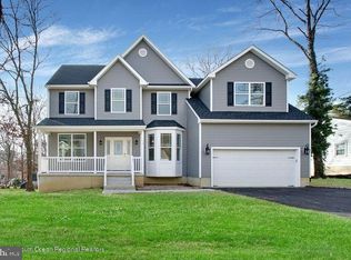 109 Leeward Rd, Manahawkin, NJ 08050