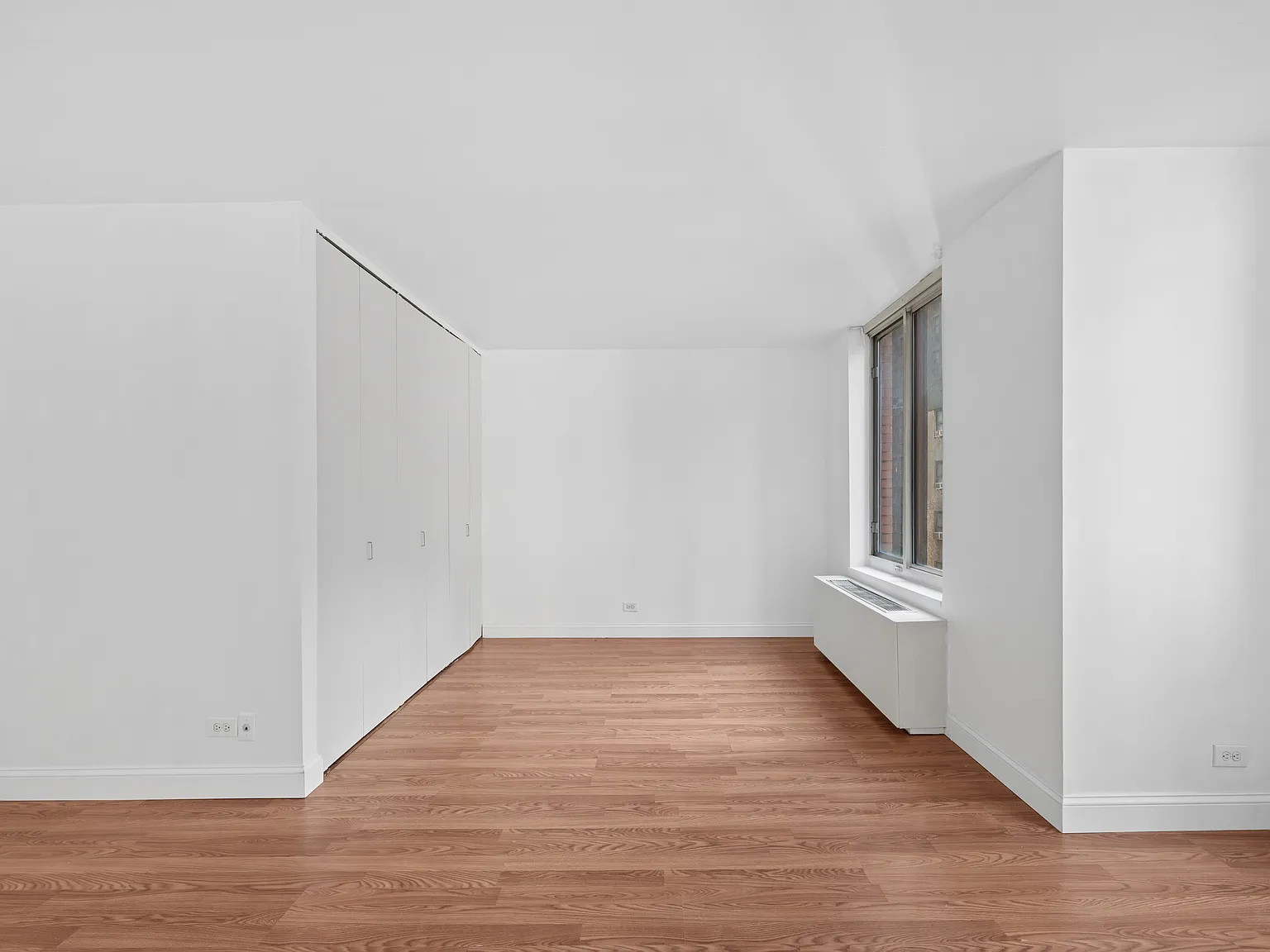 145 East 48th Street — Photo 3