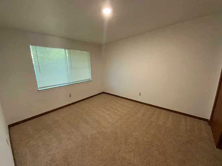 Library Place Apartments — Photo 6