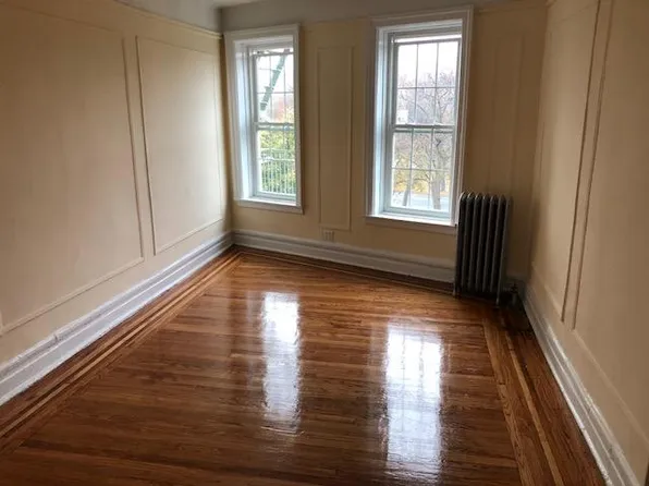 (undisclosed Address), Bronx, NY 10468