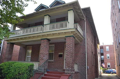 621 W Princess Anne Rd #1 Photo 1