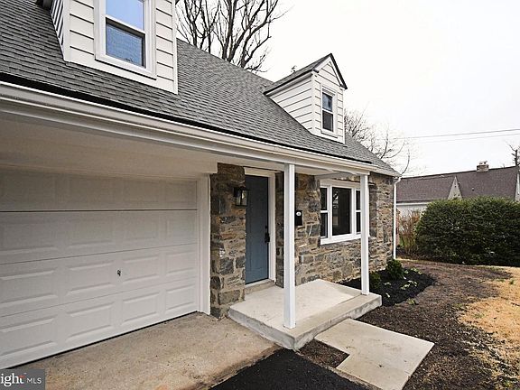 2nd image of 507 Croyden Rd