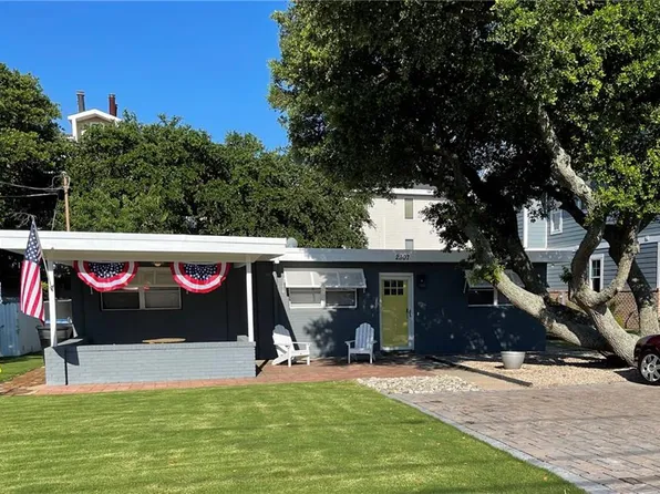 2307 Beech St, Virginia Beach, VA 23451