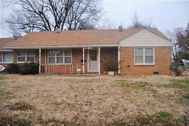 1st image of 1812 E 19th Ave