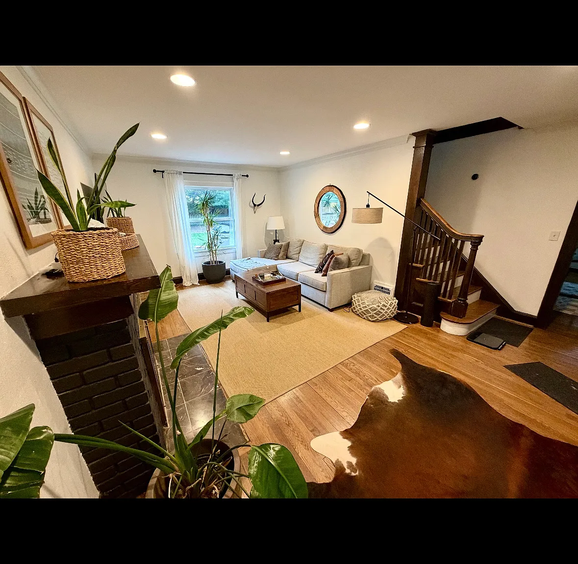 4 bed, 2.5 bath, 2000 sqft, $3,500 — Photo 3