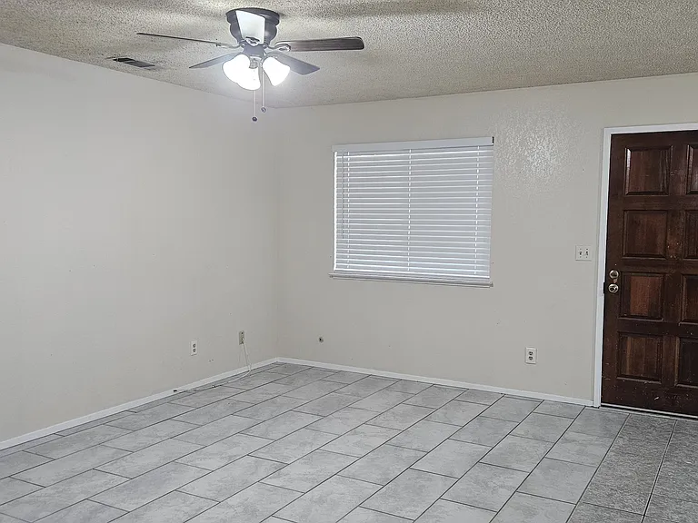 4782 E Thomas Ave — Photo 8