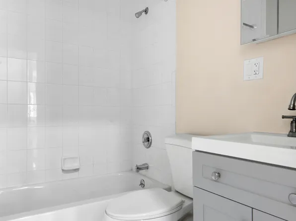 317 Thomas S Boyland Street 2A image 3 of 4