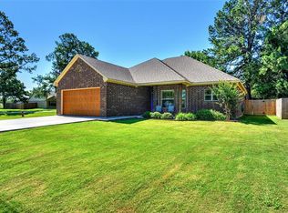 108 Blaine St, Collinsville, TX 76233