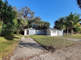 18447 NE 1st Ave #18447, Miami, FL 33179