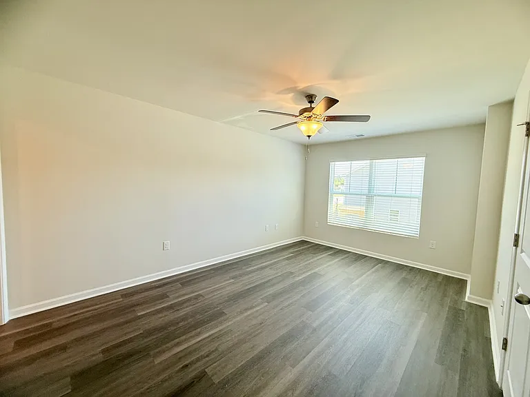 128 Harvest Gold Dr — Photo 12
