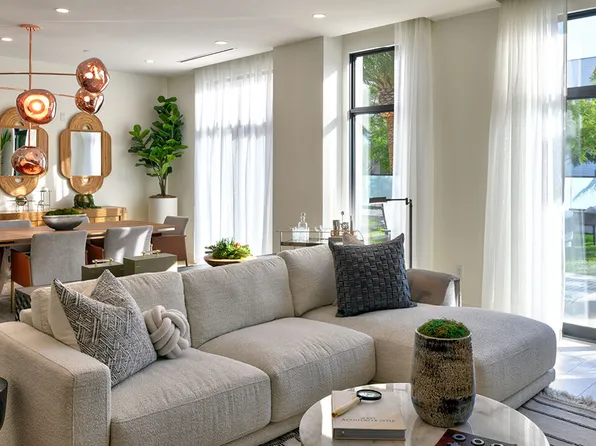 425 N Palm Dr #104, Beverly Hills, CA 90210