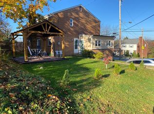 57 Seneca Dr, Pittsburgh, PA 15228