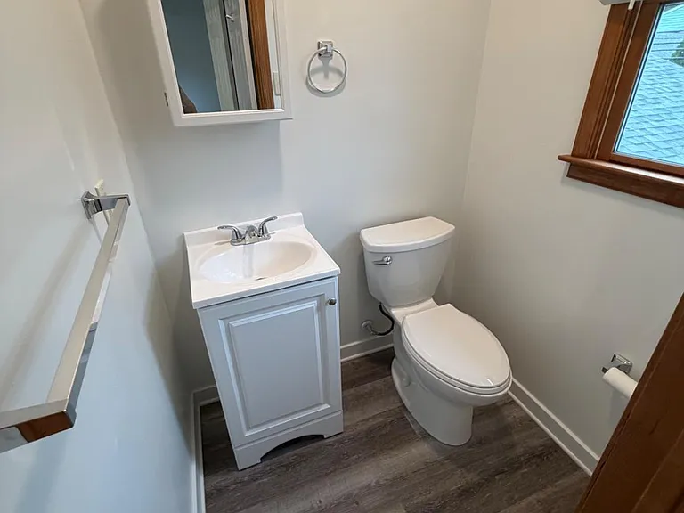 122 Glen Ave — Photo 11