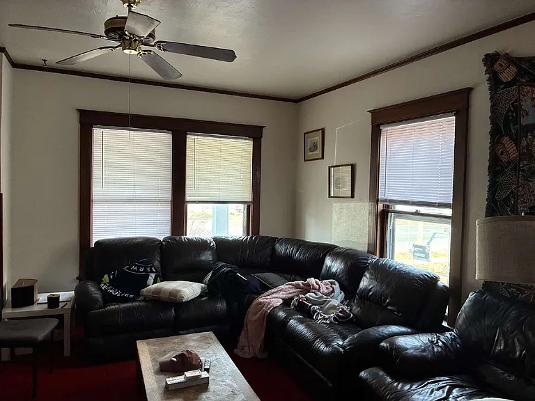 709 5th Ave — Photo 3