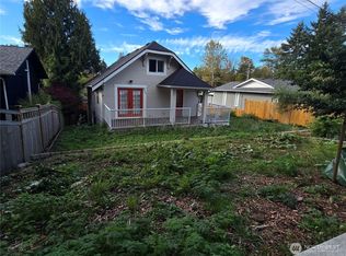 8405 24th Ave SW, Seattle, WA 98106