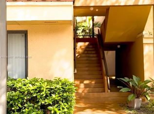 15545 Miami Lakeway N APT 303, Miami Lakes, FL 33014