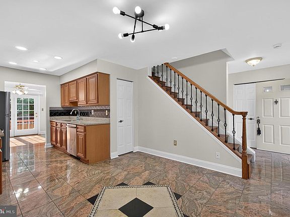3rd image of 9608 Masterworks Dr