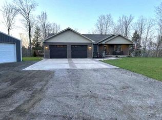 18274 200th Ave, Leroy, MI 49655