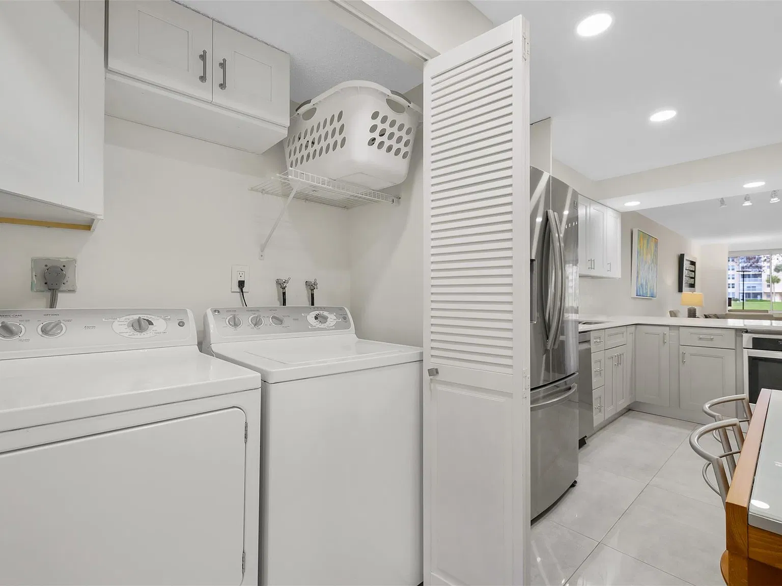 3 bed, 2.0 bath, 1444 sqft, $2,800 — Photo 4