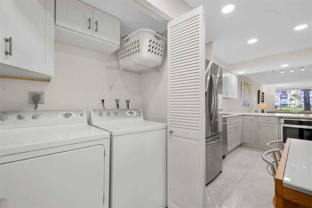 4011 N Cypress Dr APT 101, photo 4